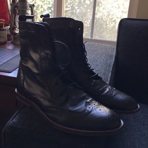 Brogue men's boots